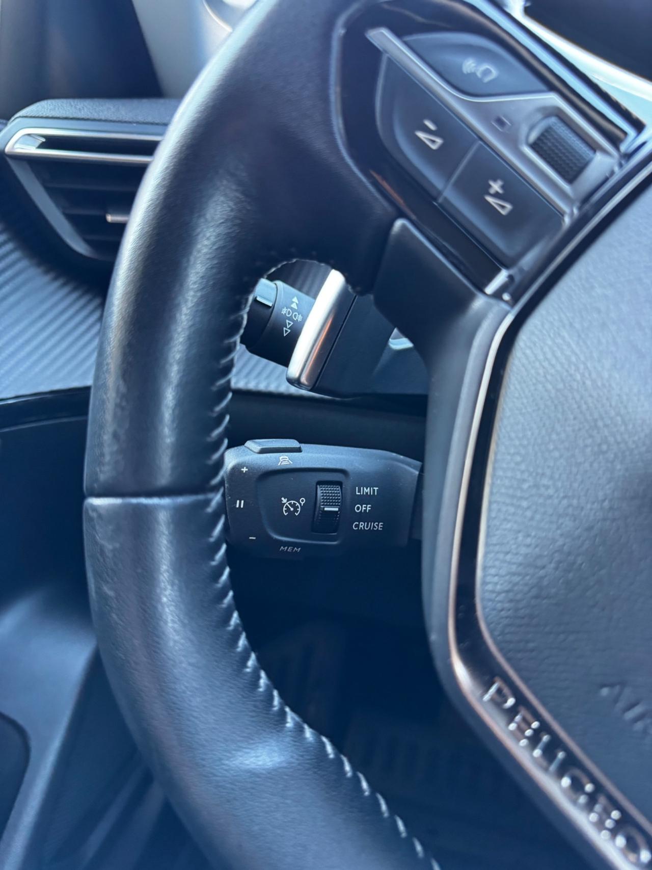 Peugeot 2008 BlueHDi 130 S&S EAT8 GT