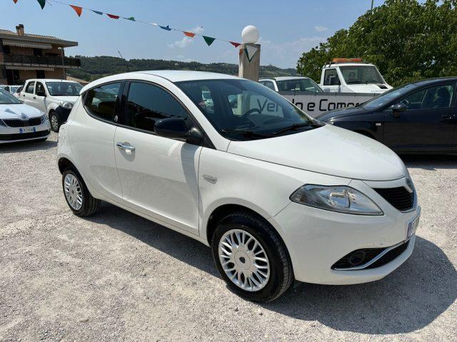 LANCIA Ypsilon 0.9 TwinAir 85 CV 5 porte Metano Ecochic Gold