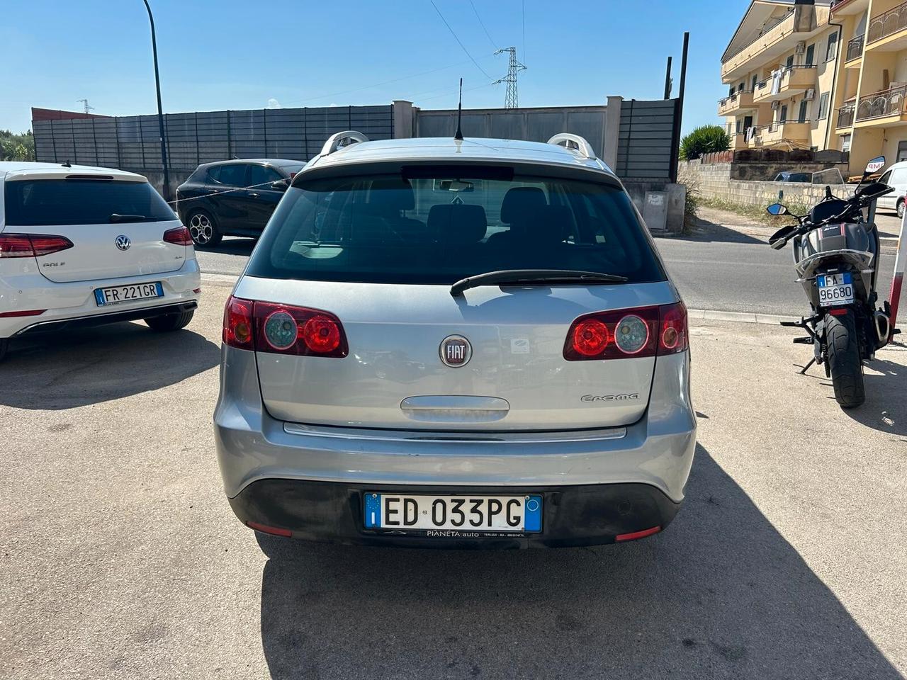 Fiat Croma 1.9cc diesel)PRIVATO)-2010