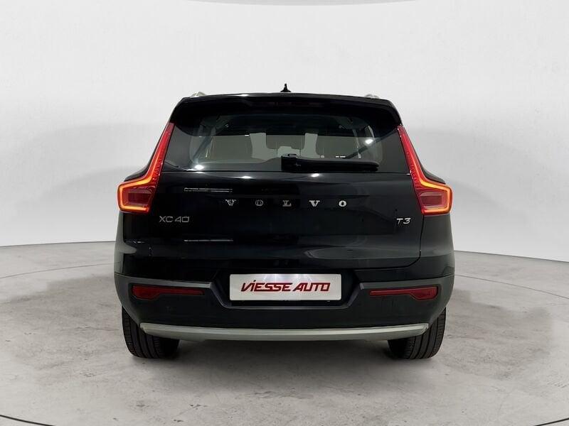 Volvo XC40 T2 Geartronic Momentum