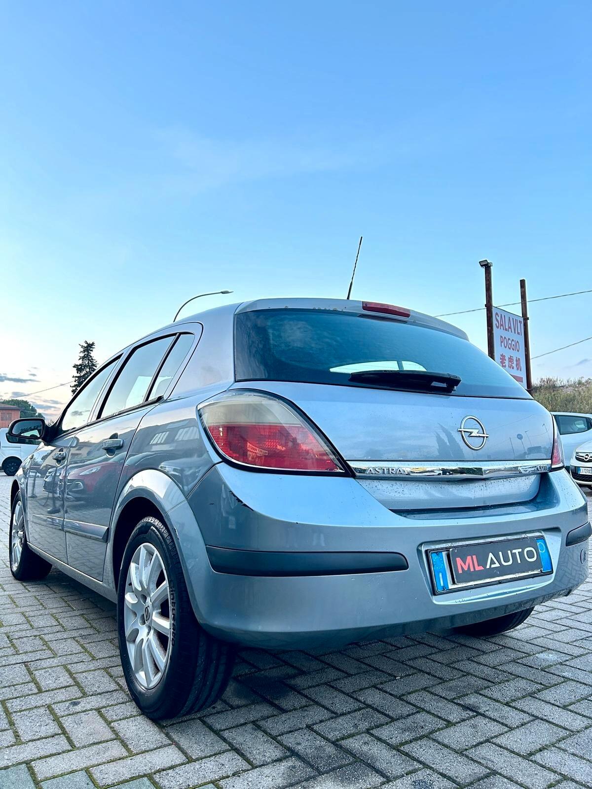 Opel Astra 1.3 CDTI 5 porte Enjoy - OK NEOPATENTATO