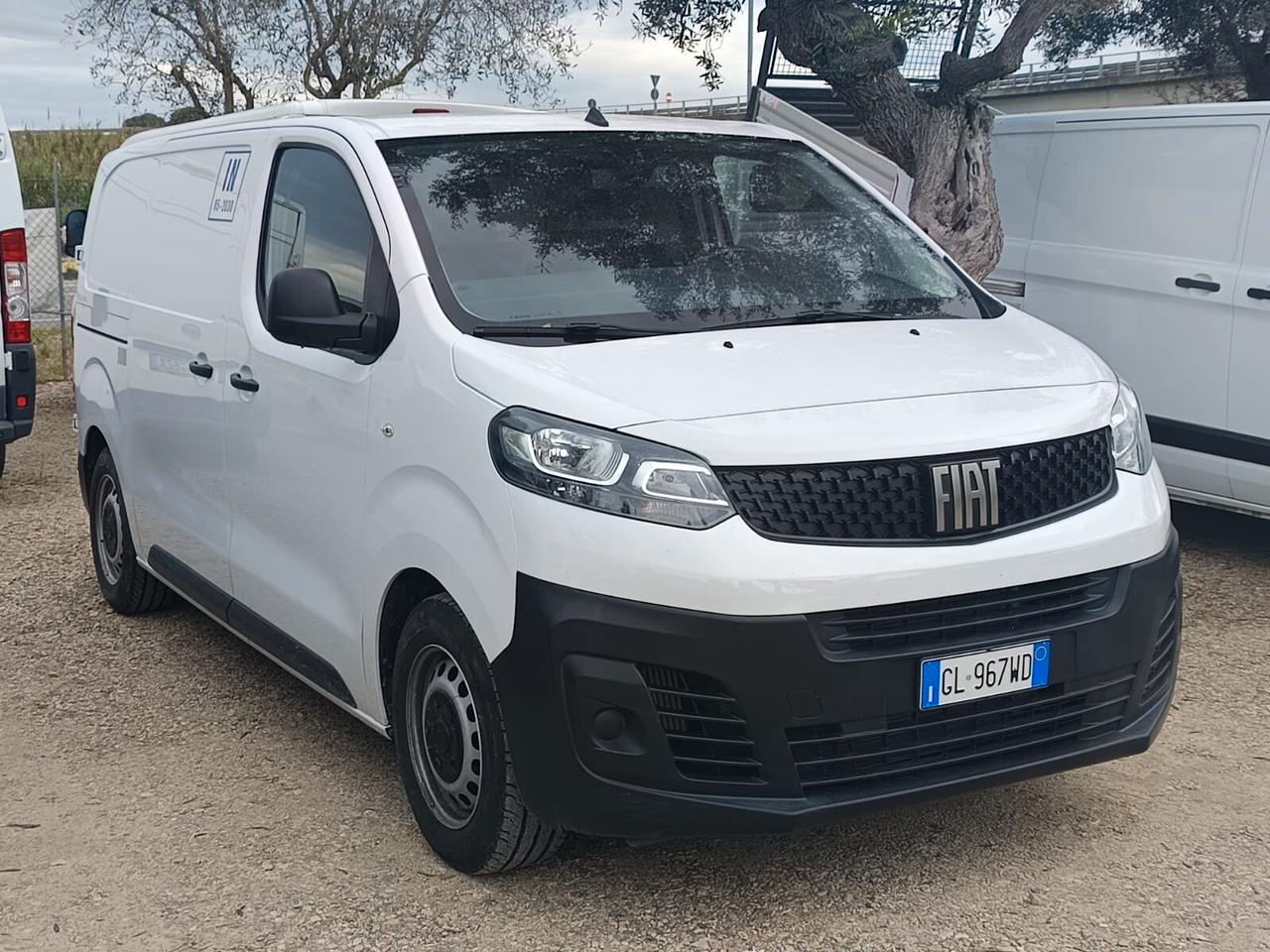 Fiat scudo isotermico 2023 - 1.5bluehdi Lb automobili