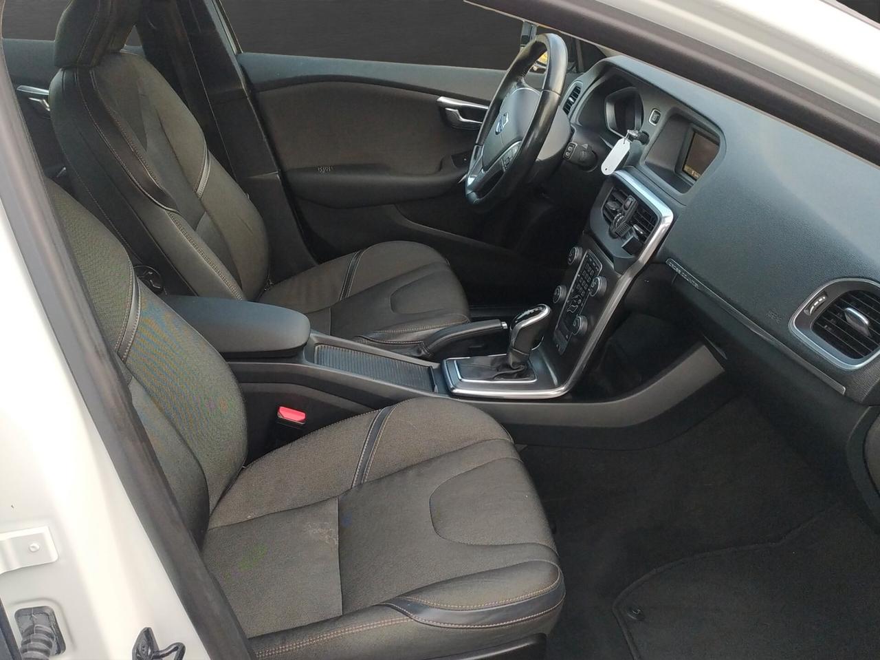 Volvo V40 D2 1.6 Momentum