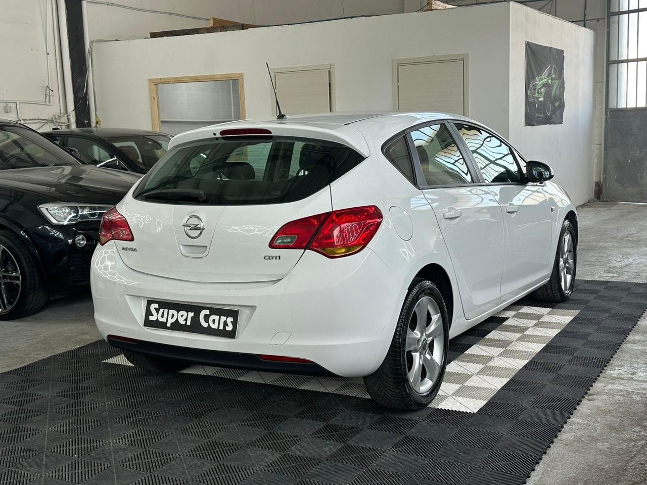 Opel Astra 1.7 CDTI 110CV 5 porte Cosmo