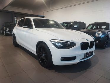 Bmw 118 118d 5p. Unique