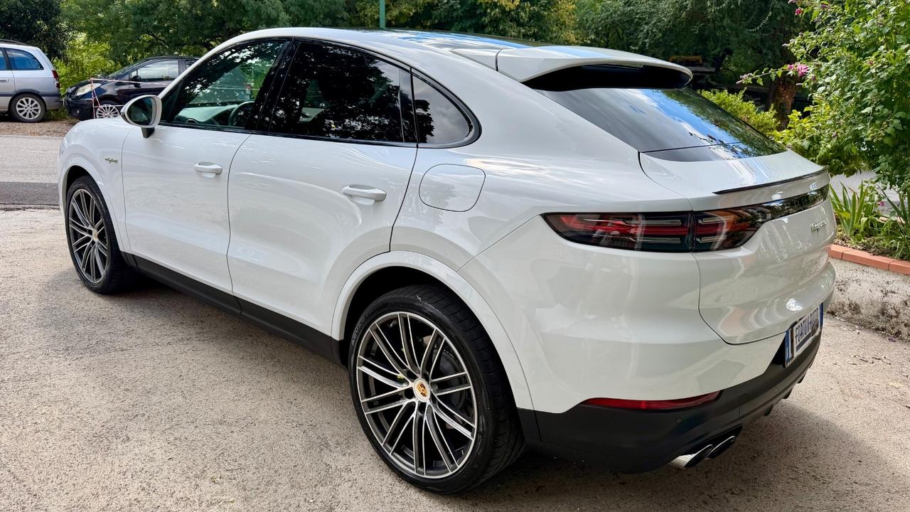 Porsche Cayenne Coupé 3.0 V6 E-Hybrid
