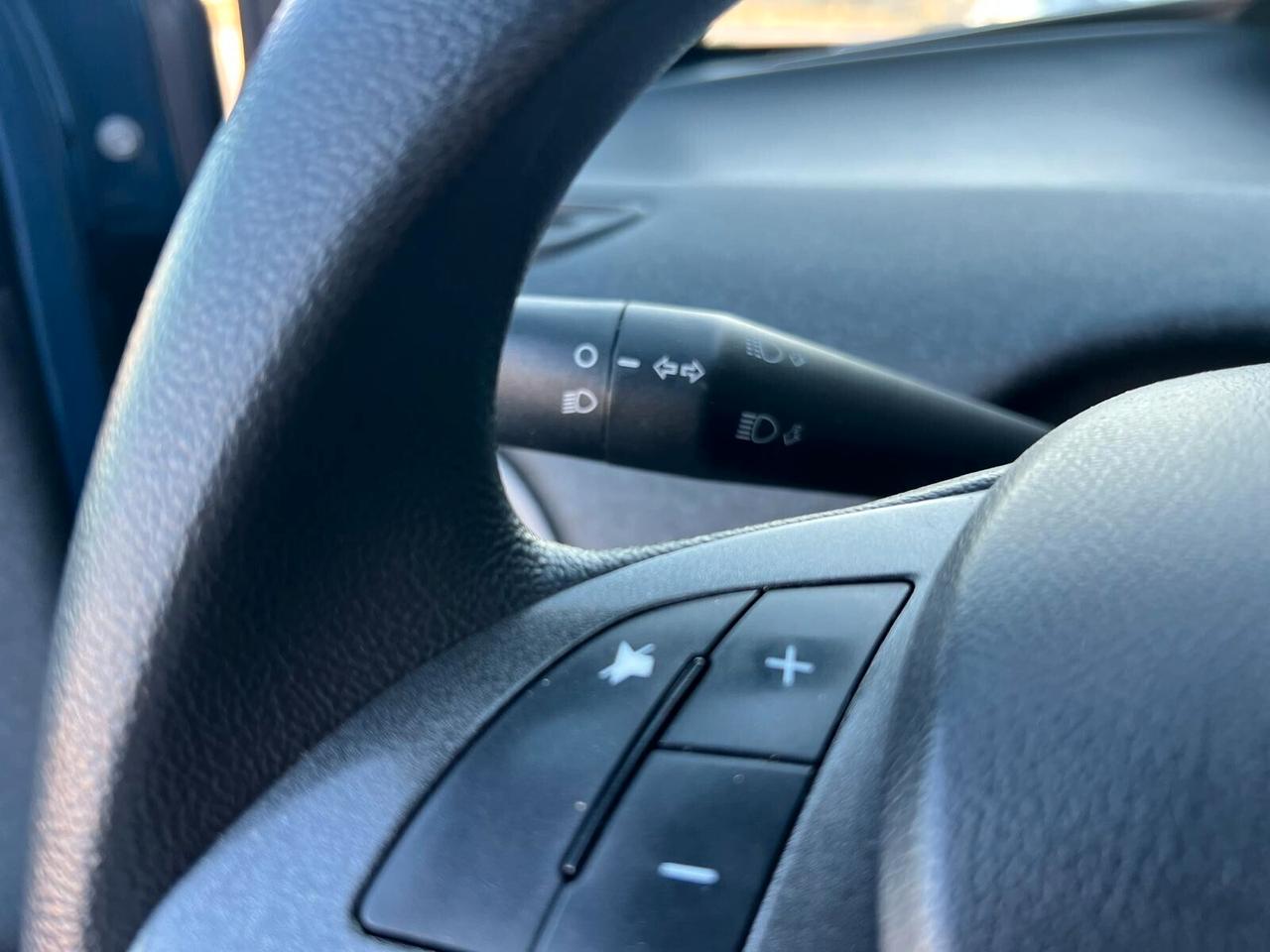 Lancia Ypsilon 1.0 FireFly 5 porte S&S Hybrid UnYca