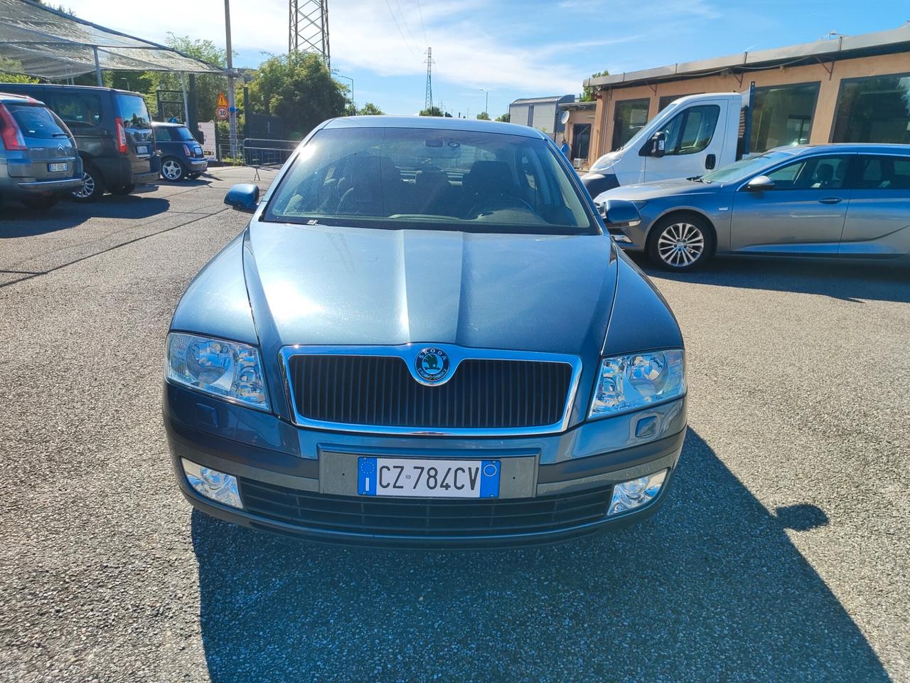 Skoda Octavia 1.6 16V FSI Ambiente