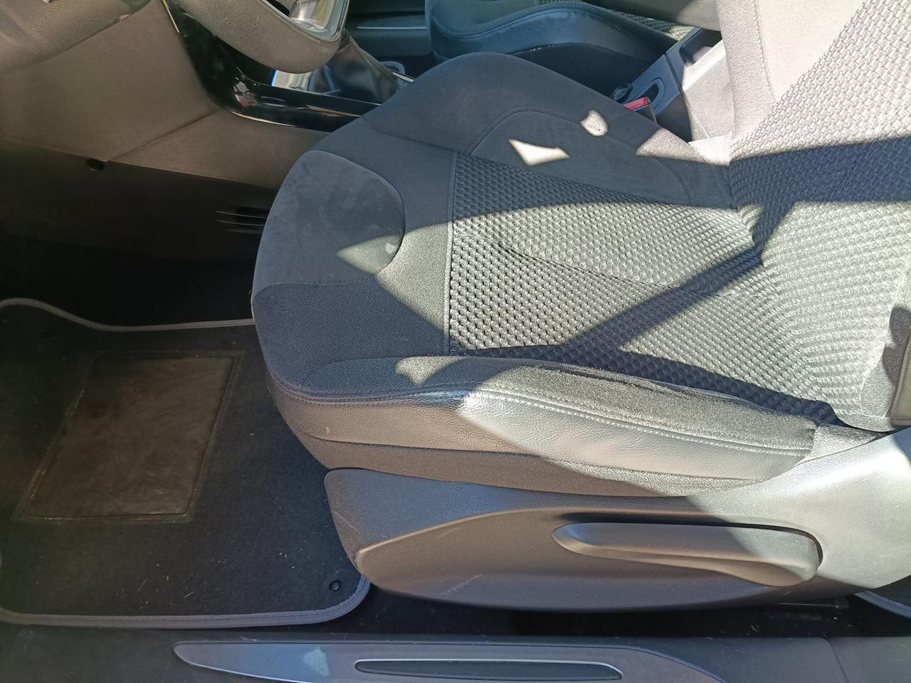 DS DS3 Sport Chic 1.6 Blue HDi 100 #9596