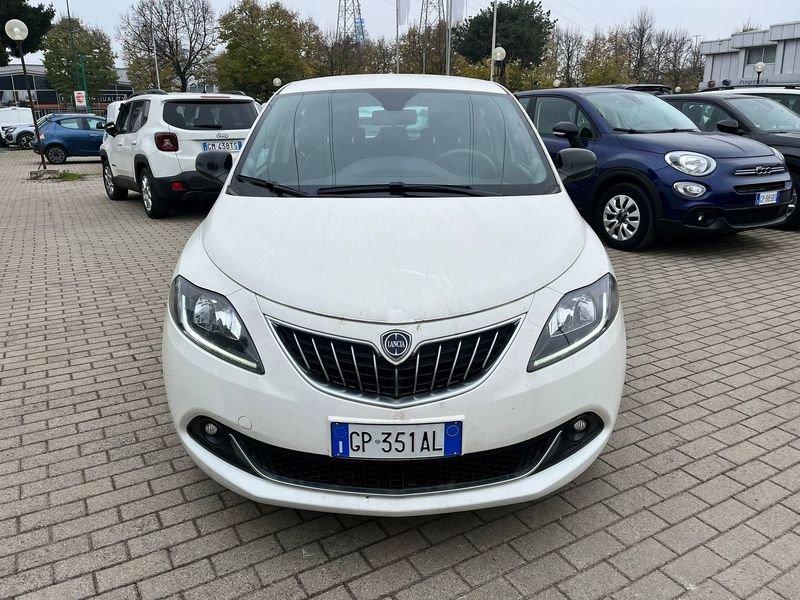 Lancia Ypsilon 1.0 FireFly 5 porte S&S Hybryd Gold