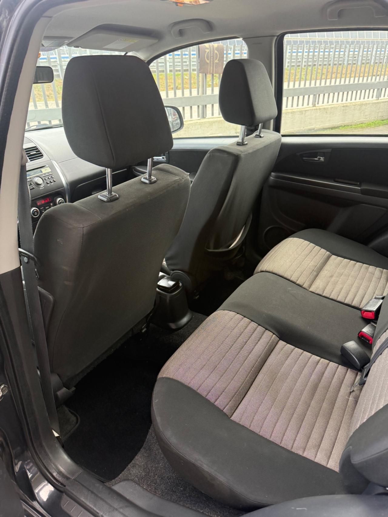 Fiat Sedici 2.0 MJT 16V DPF 4x4 Experience