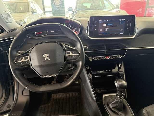 Peugeot 2008 1.2 PureTech 100 CV Allure