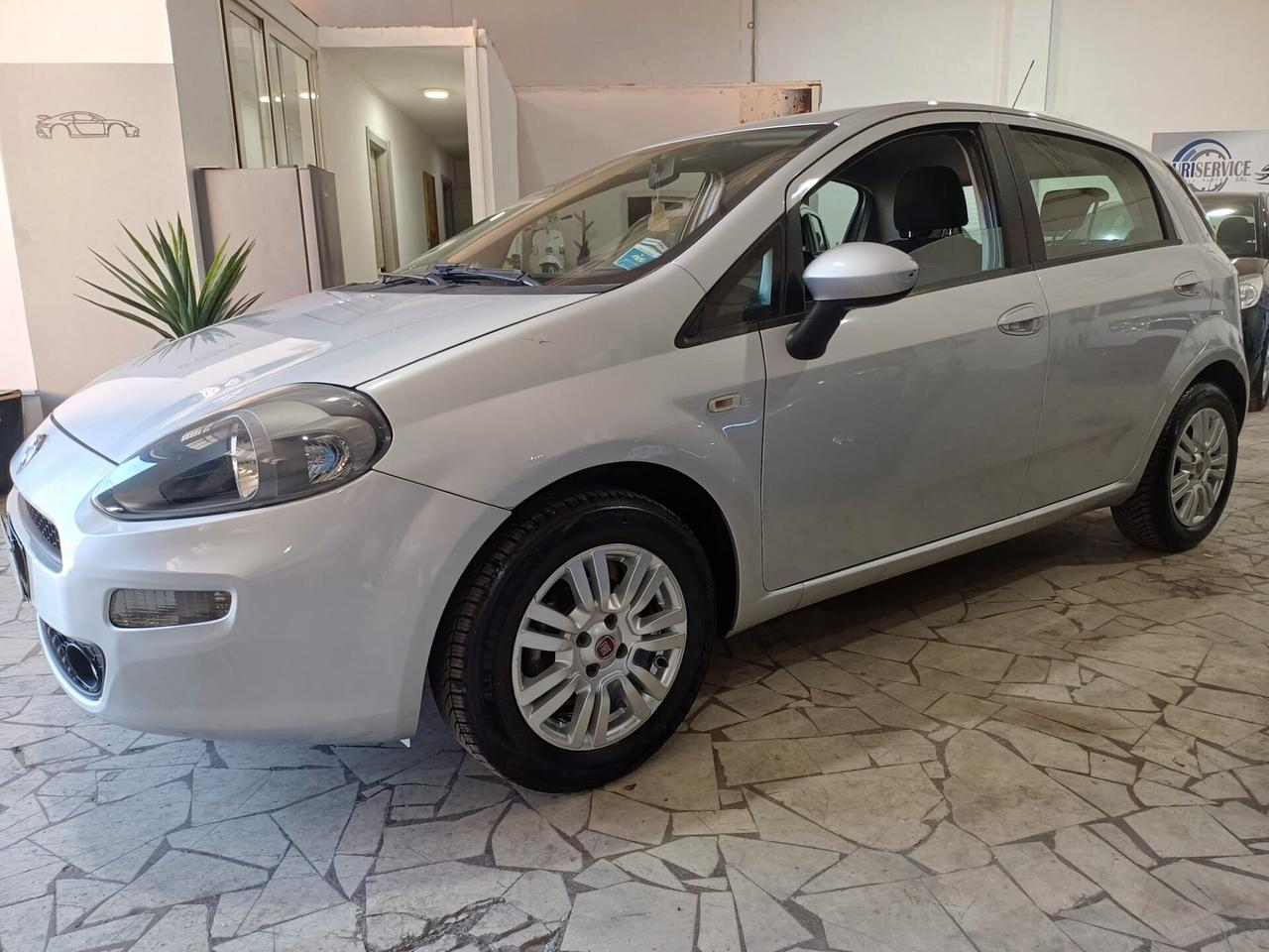 Fiat Punto 1.2 8V benzina 5 porte Lounge - 2014
