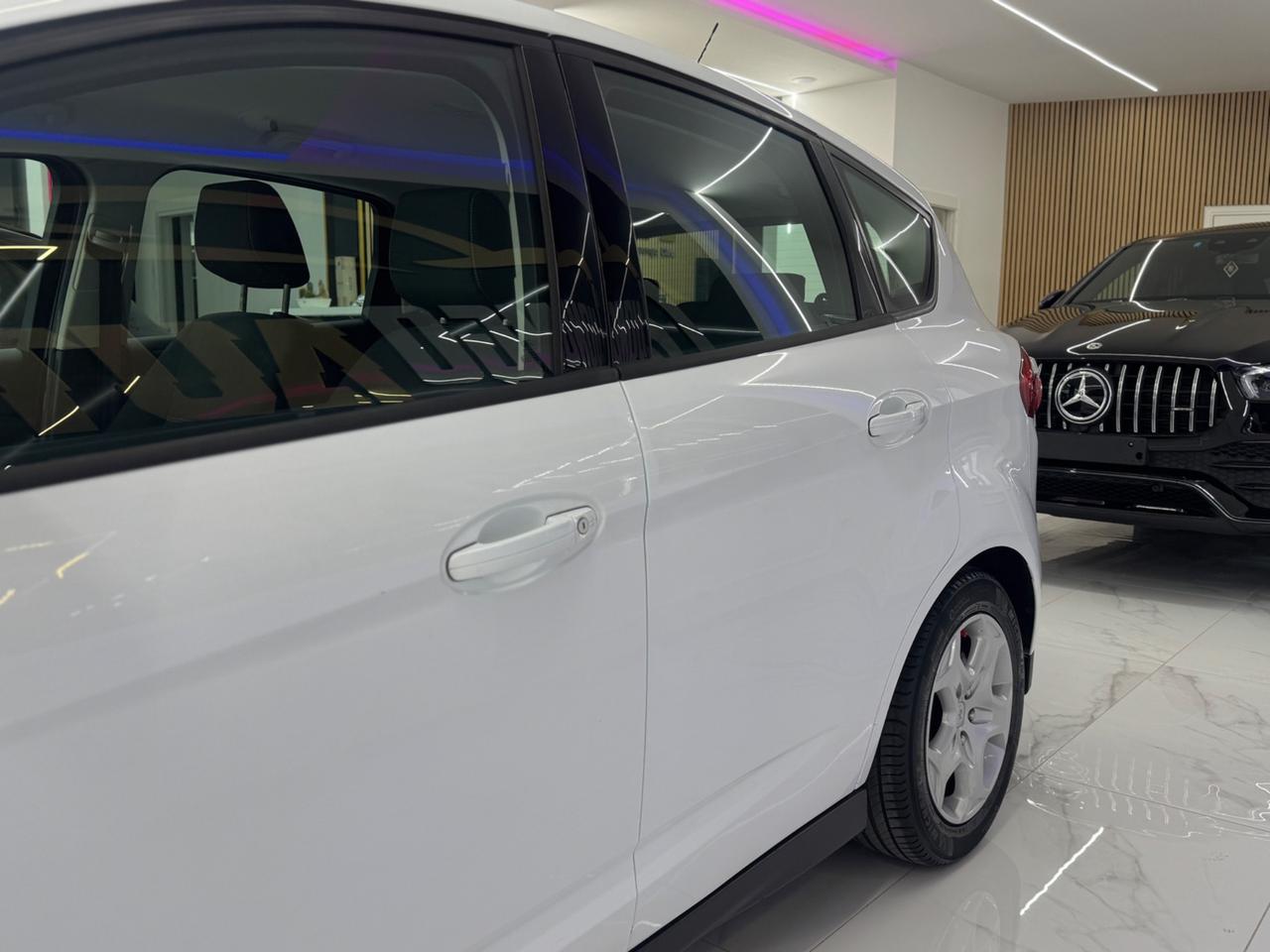 Ford C-Max 1.6 TDCi 95CV Titanium