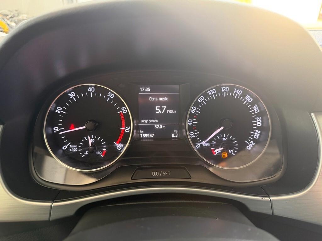 Skoda Fabia 1.0 MPI 75 CV Twin Color Design Edition Argento
