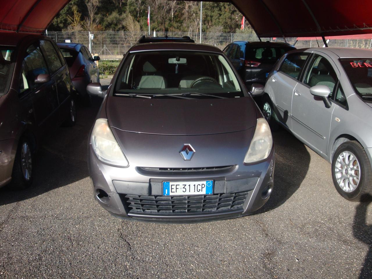 Renault Clio NO OBBLIGO FINANZIAMENTO ANCHE CONTANTI