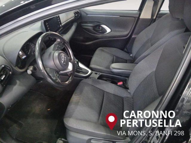 TOYOTA Yaris 1.5 Hybrid 5 porte Business