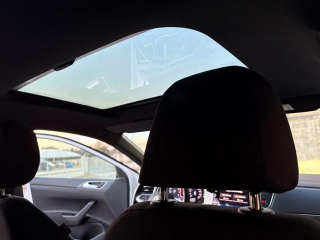 VOLKSWAGEN Taigo 1.0 TSI 116 CV DSG R-Line TETTO APR/PAN