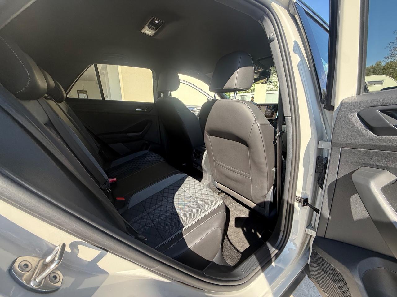 Volkswagen T-Roc 1.0 TSI R-Line