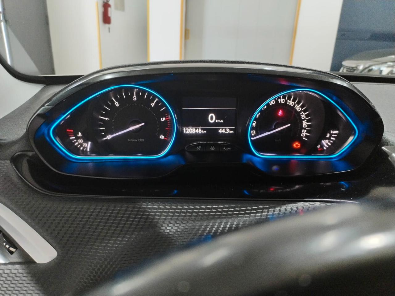 Peugeot 2008 BlueHDi 100 Active