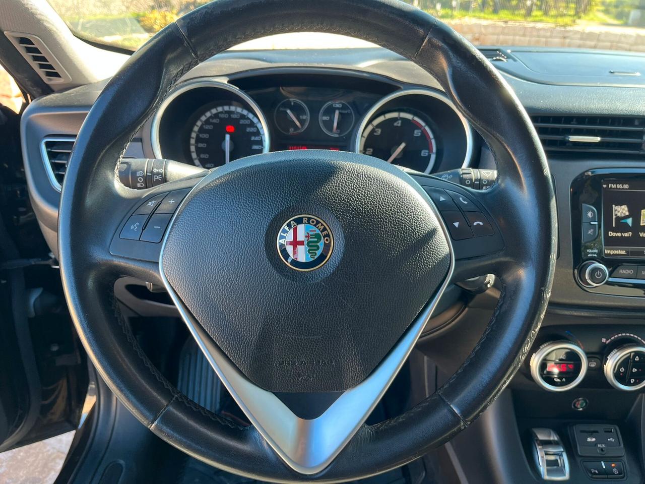 Alfa Romeo Giulietta 1.6 JTDm -PERFETTA-12\2015