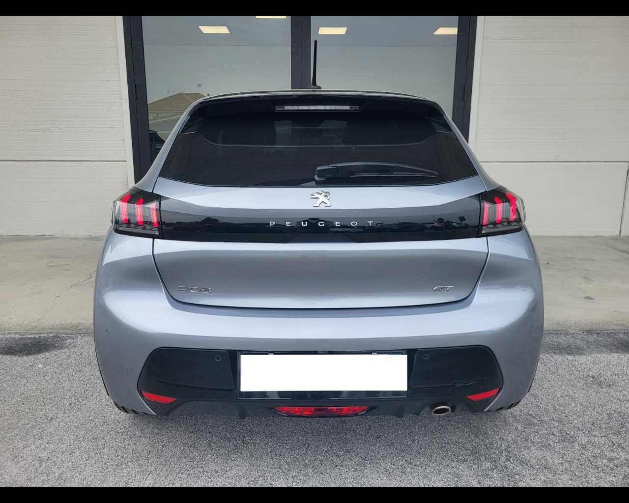PEUGEOT 208 1.2 GT Line