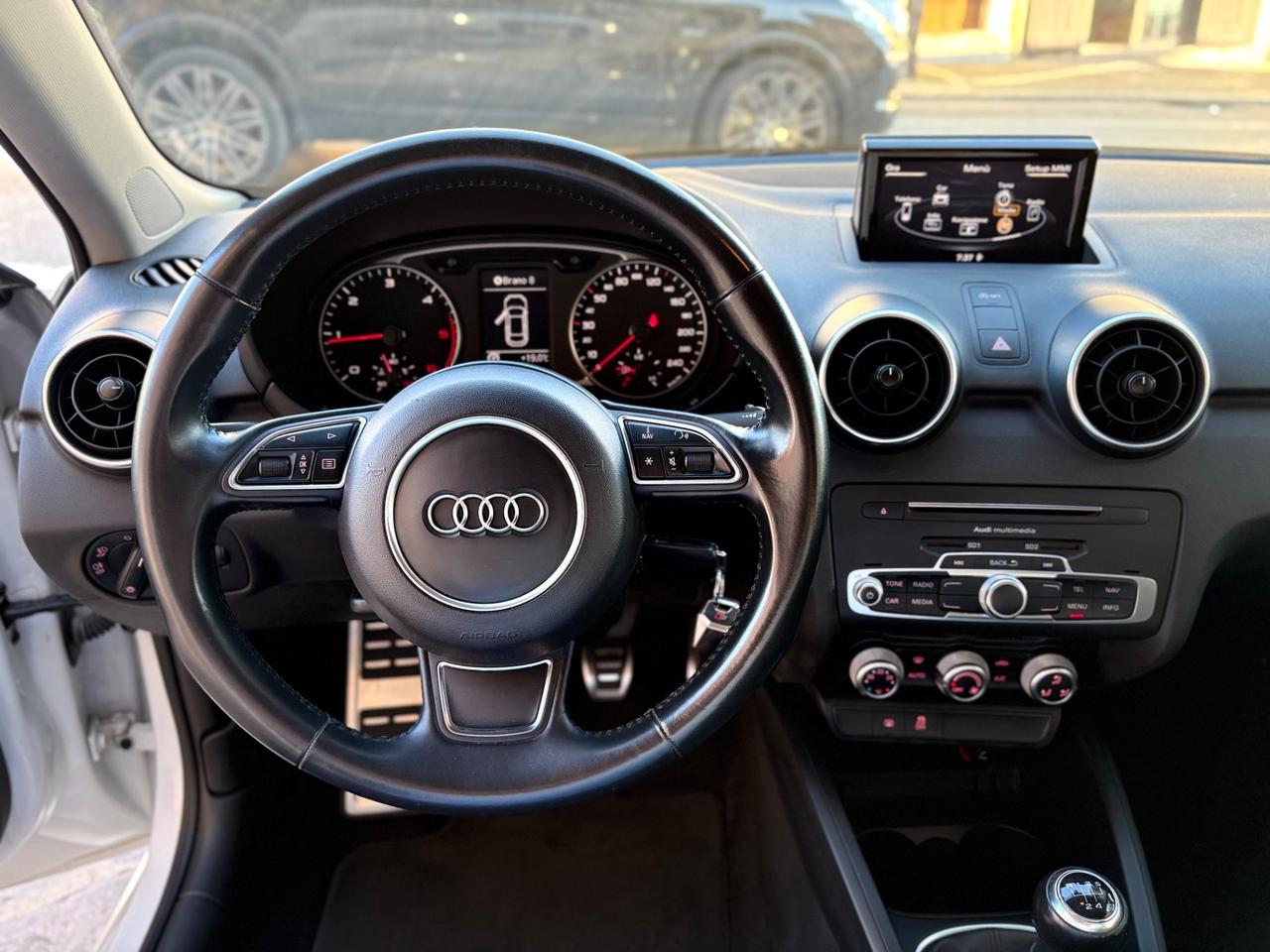 Audi A1 1.4 TDI 90 CV PERLATA S-LINE FULL/LED