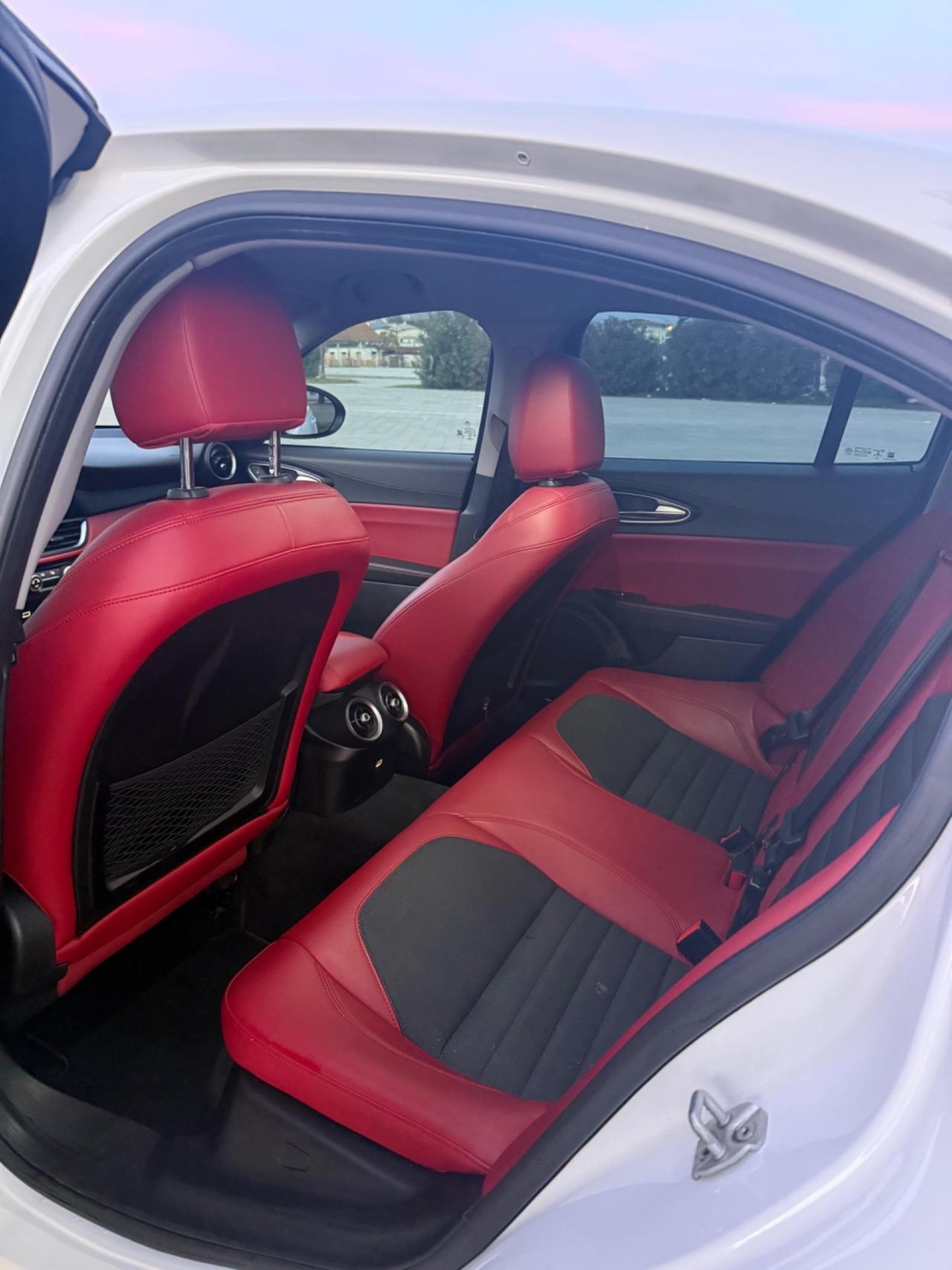 Alfa Romeo Giulia 2.2 Turbodiesel 150 CV Super