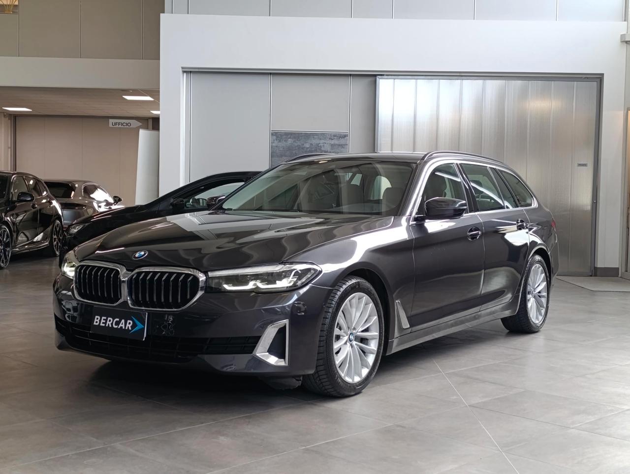 BMW 520 d Touring mhev 48V Luxury auto