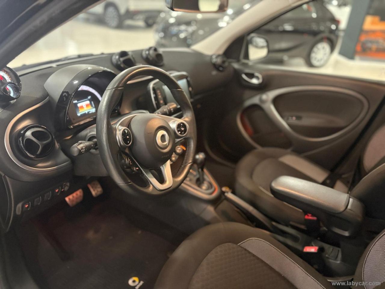 SMART forfour EQ Pulse