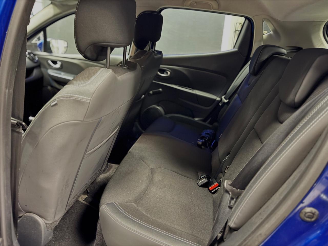 Renault Clio 1.2 75 CV 5 porte Duel