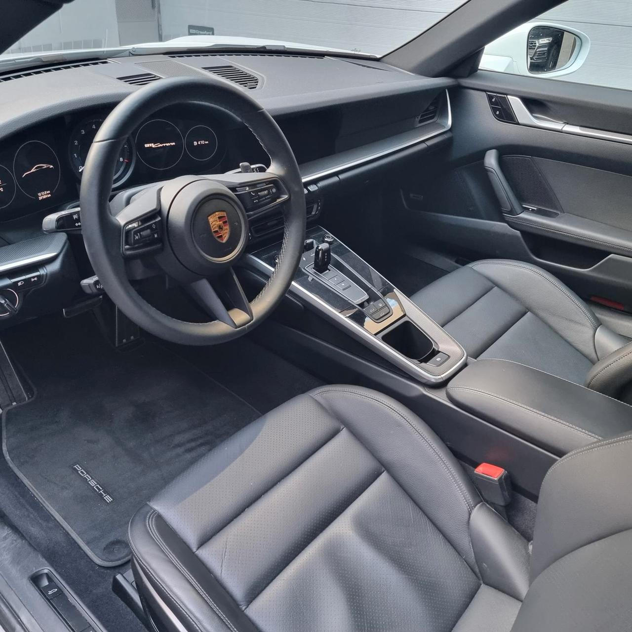 Porsche 992 Coupe 911 3.0 Carrera SPORT DESIGN+PANORAMA