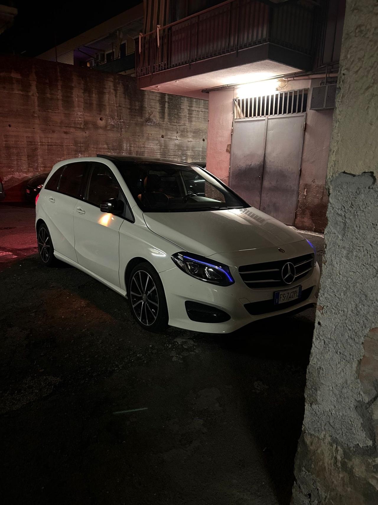Mercedes-benz B 180 B 180 d Automatic Premium