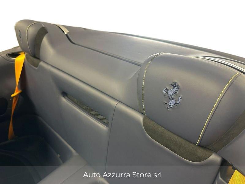 Ferrari Roma Roma Spider | IVA, MATRIX, 360°, MADM, 570KM
