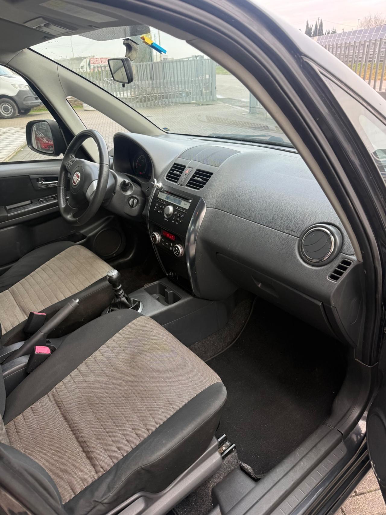 Fiat Sedici 2.0 MJT 16V DPF 4x4 Experience