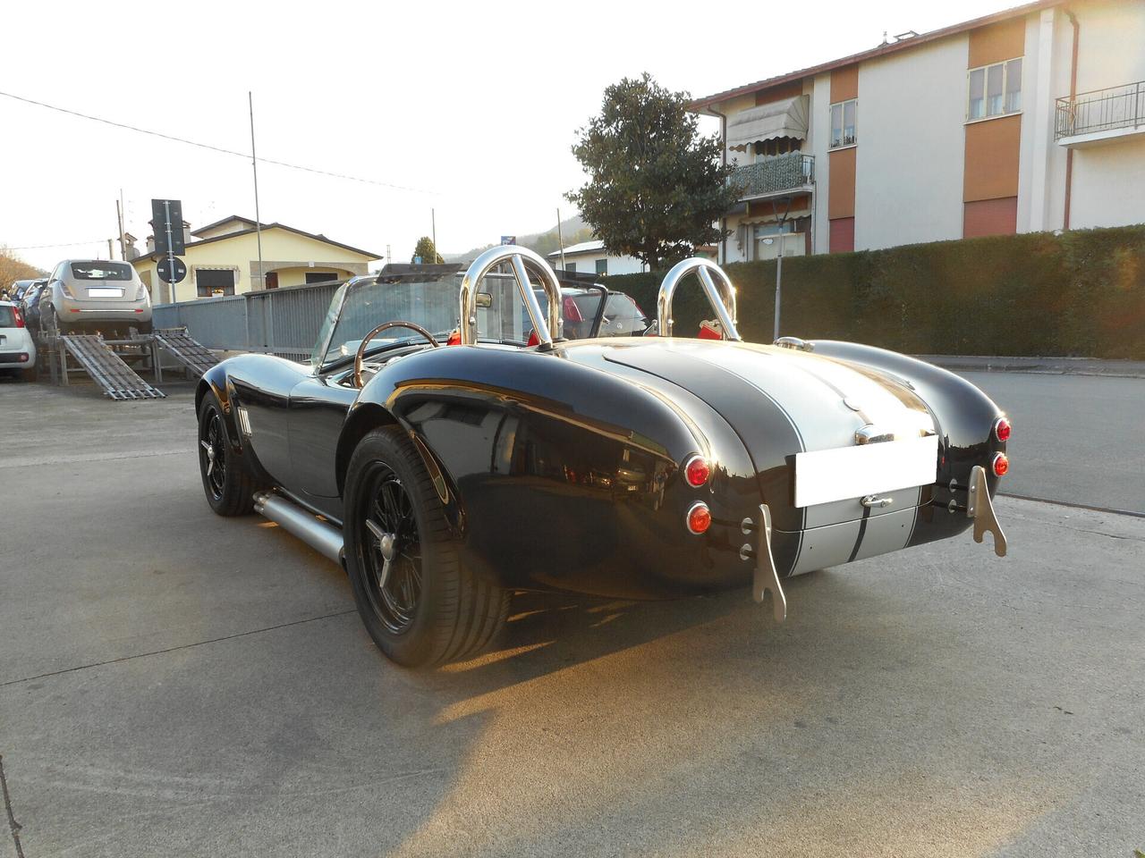 AC Cobra (Gardner Douglas GD427)