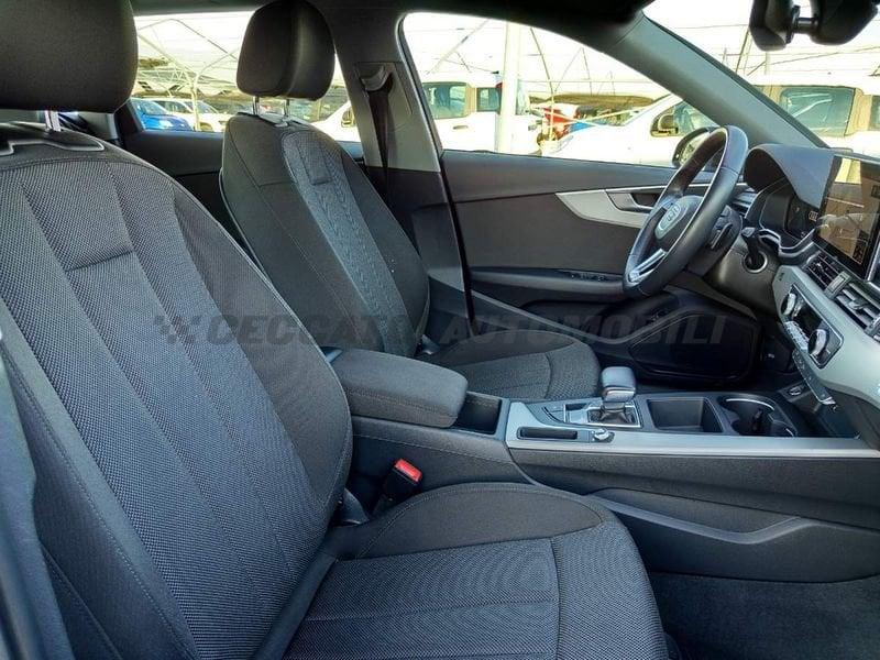 Audi A4 A4 Avant 30 2.0 tdi mhev Business Advanced 136cv s-tronic