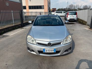 Opel Tigra TwinTop 1.4 16V Sport