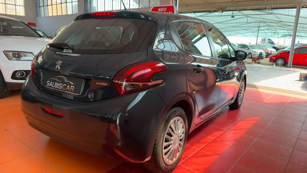 Peugeot 208 PureTech 82 5 porte Allure