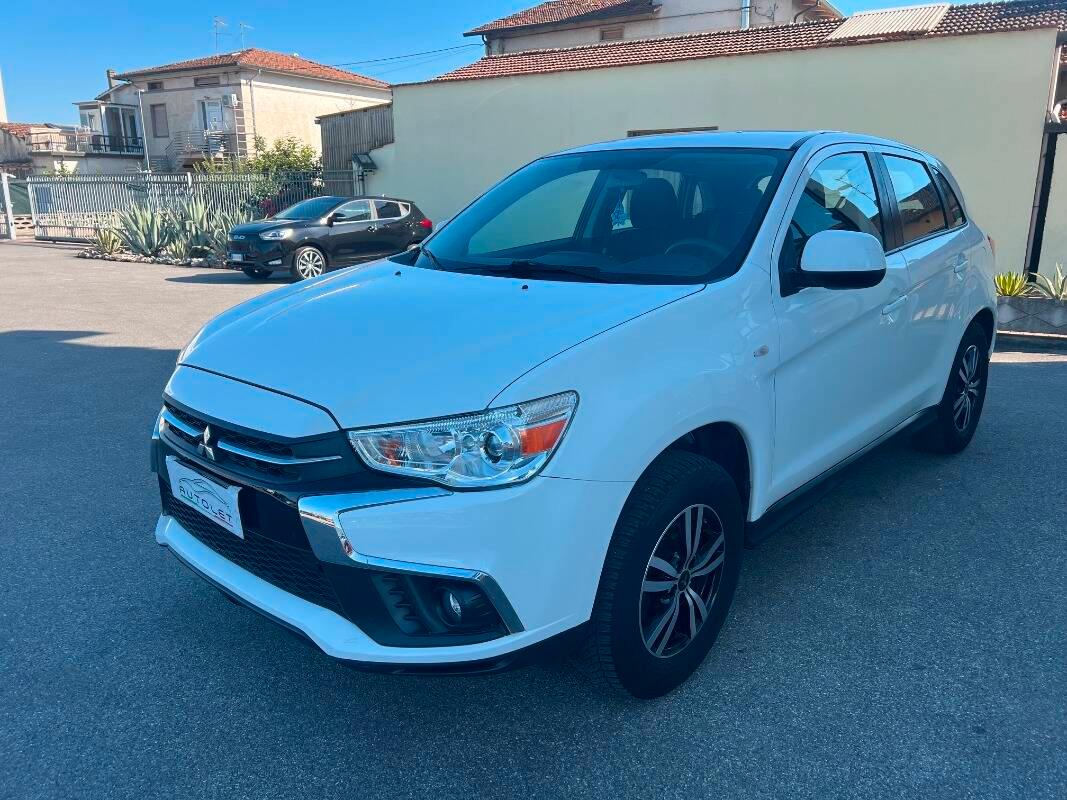 Mitsubishi ASX ASX 1.6 Invite navi 2wd GPL