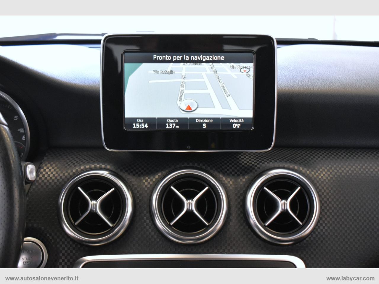 MERCEDES-BENZ A 200 d Automatic Premium