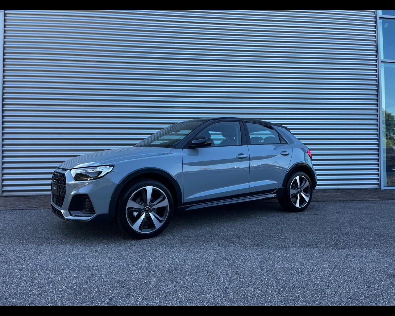 AUDI A1 ALLSTREET 30 TFSI IDENTITY CONTRAST