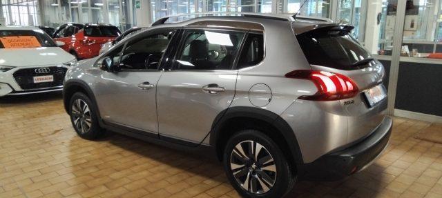PEUGEOT 2008 1.2 PureTech 82 Allure