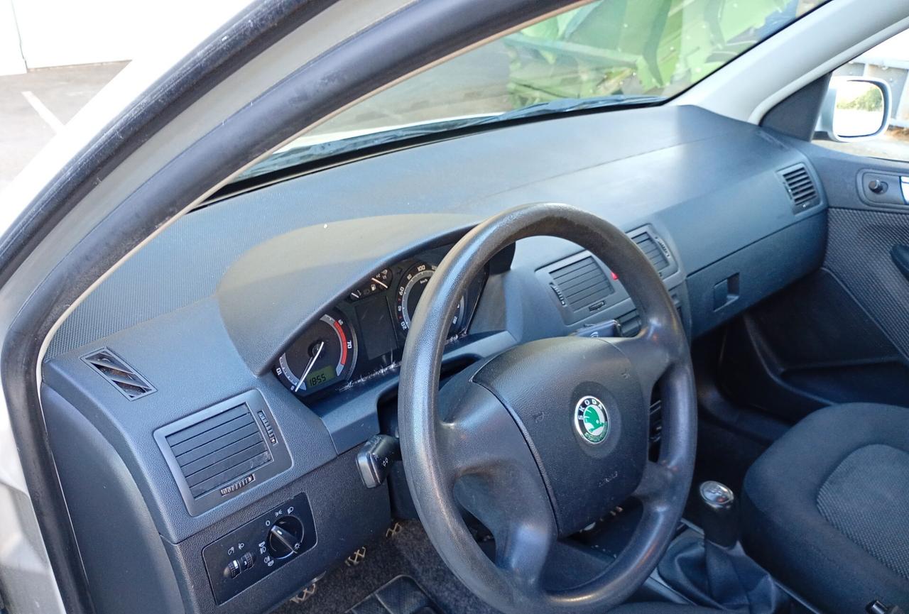 Skoda Fabia 1.4 16V/75 CV cat 5p. Ambiente