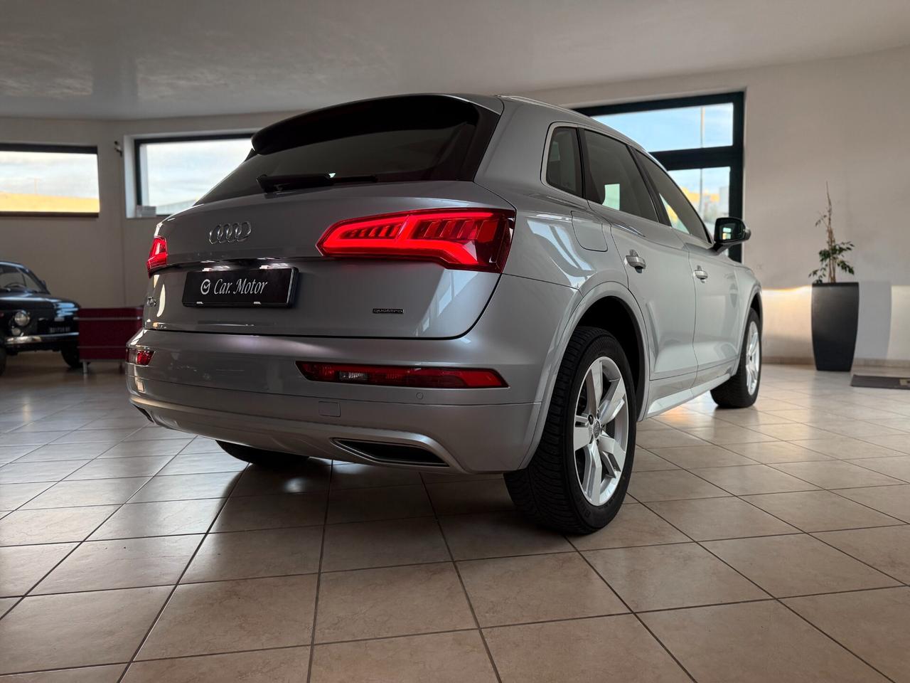 Audi Q5 40 TDI quattro S tronic Sport Tetto Pelle