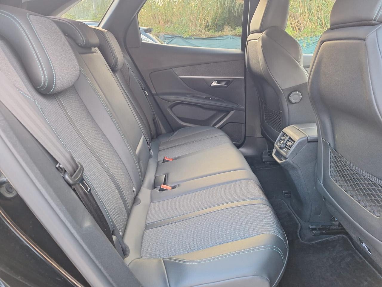 Peugeot 3008 BlueHDi 130 S&S Allure Pack