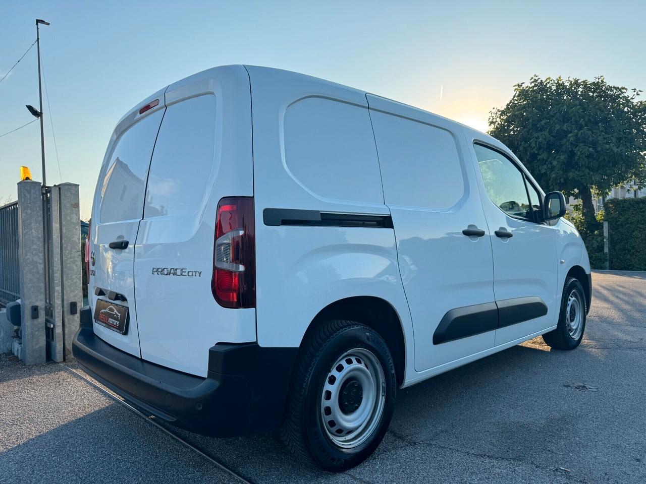 Toyota Proace City 1.5D 100 CV S&S PC 4p. Comfort