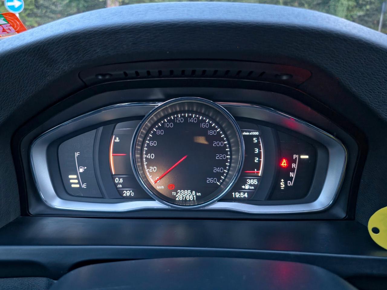 Volvo V60 Cross Country D4 Geartronic Summum 2016-E6 Automatico