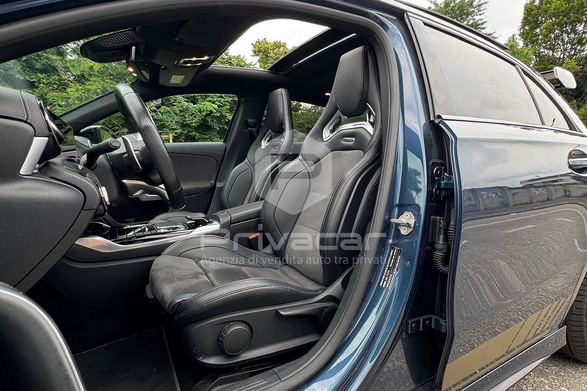 MERCEDES A 35 AMG 4Matic