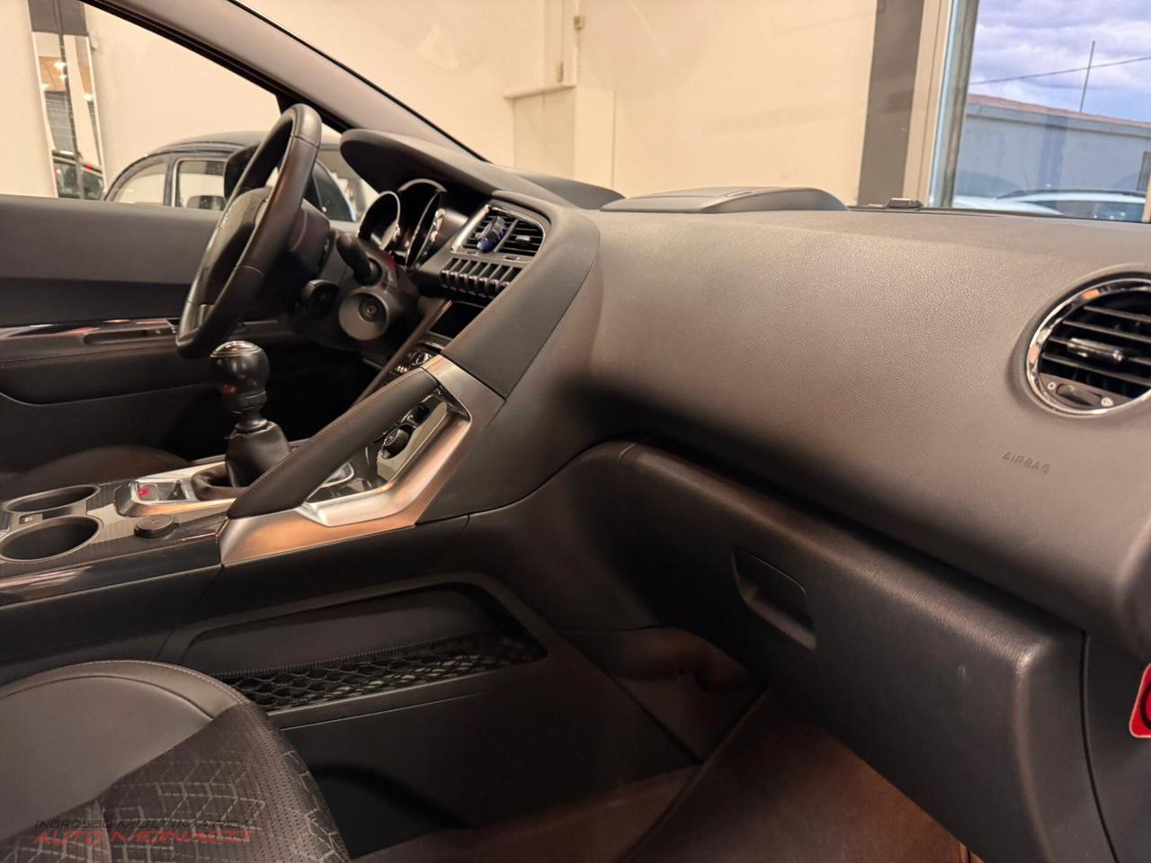 Peugeot 3008 1.6 HDi 115CV Allure 2014